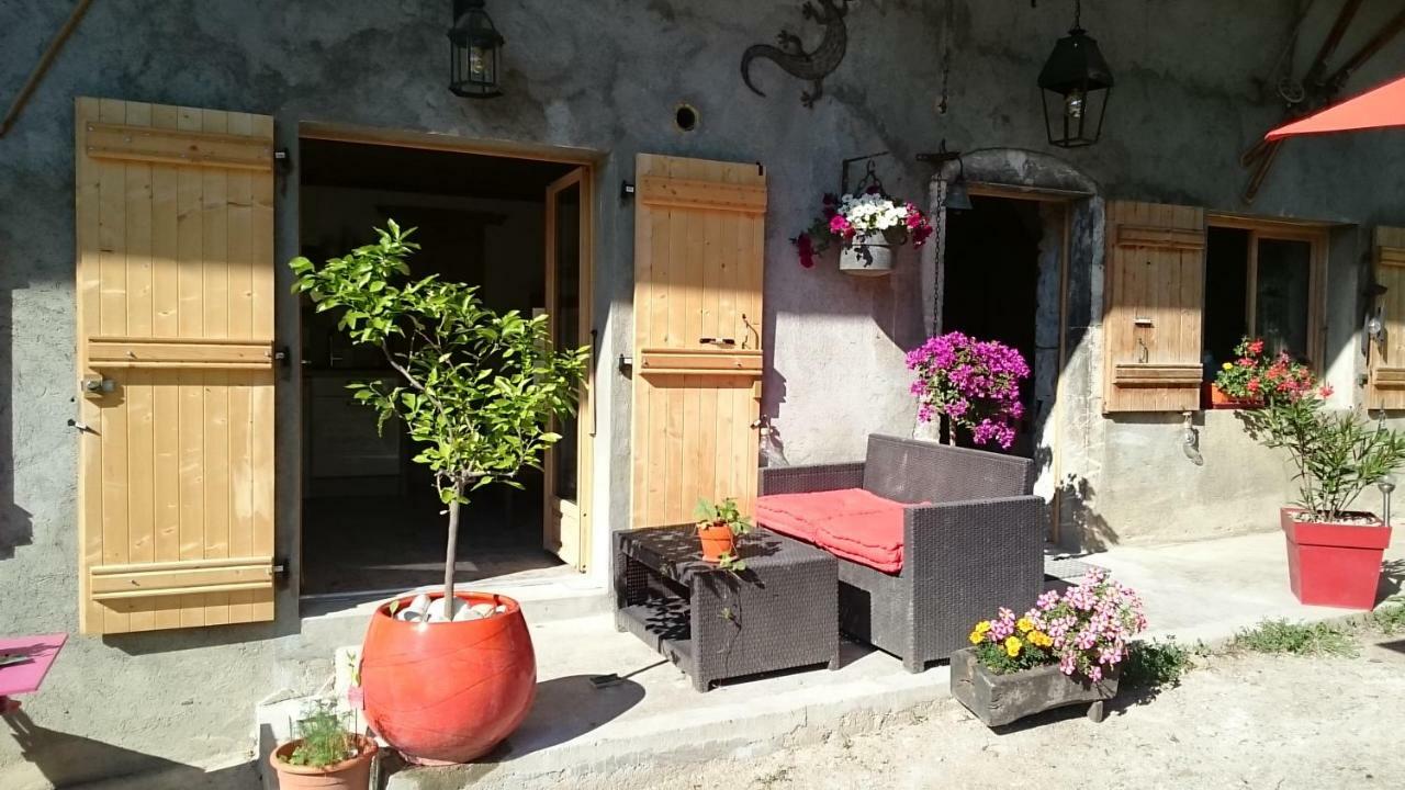 فيلا Ferme Familiale Chez Lili اليكس المظهر الخارجي الصورة