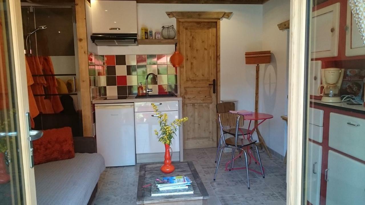 فيلا Ferme Familiale Chez Lili اليكس المظهر الخارجي الصورة