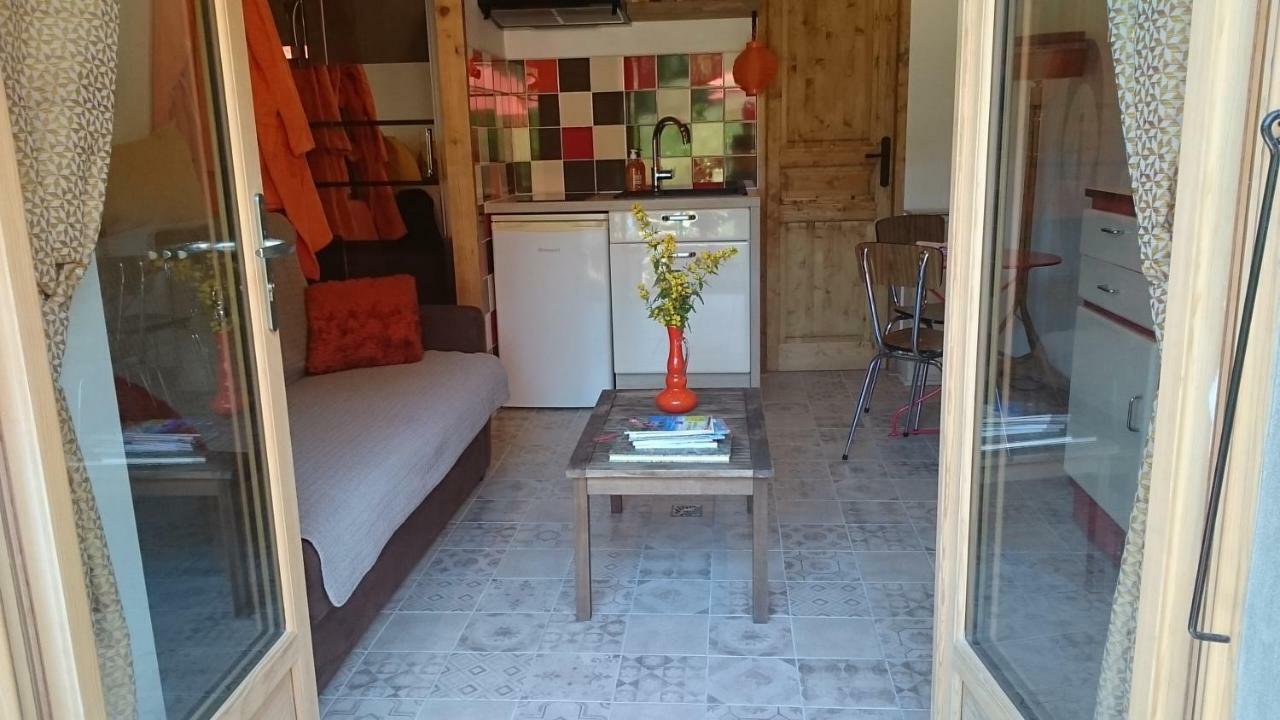 فيلا Ferme Familiale Chez Lili اليكس المظهر الخارجي الصورة