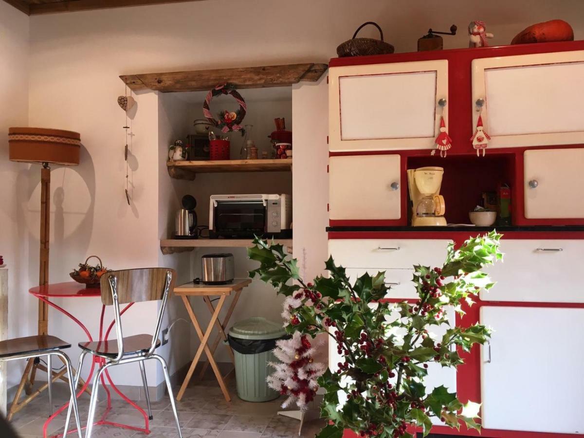 فيلا Ferme Familiale Chez Lili اليكس المظهر الخارجي الصورة