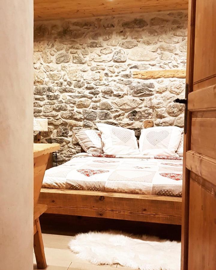 فيلا Ferme Familiale Chez Lili اليكس المظهر الخارجي الصورة